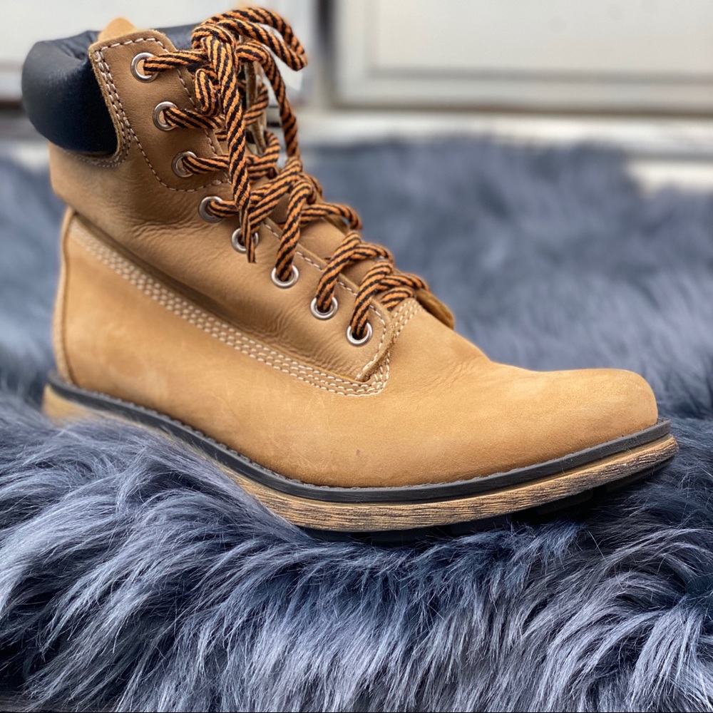 STEVE MADDEN, TIMBERLAND STYLE BOOT, sz 7.5